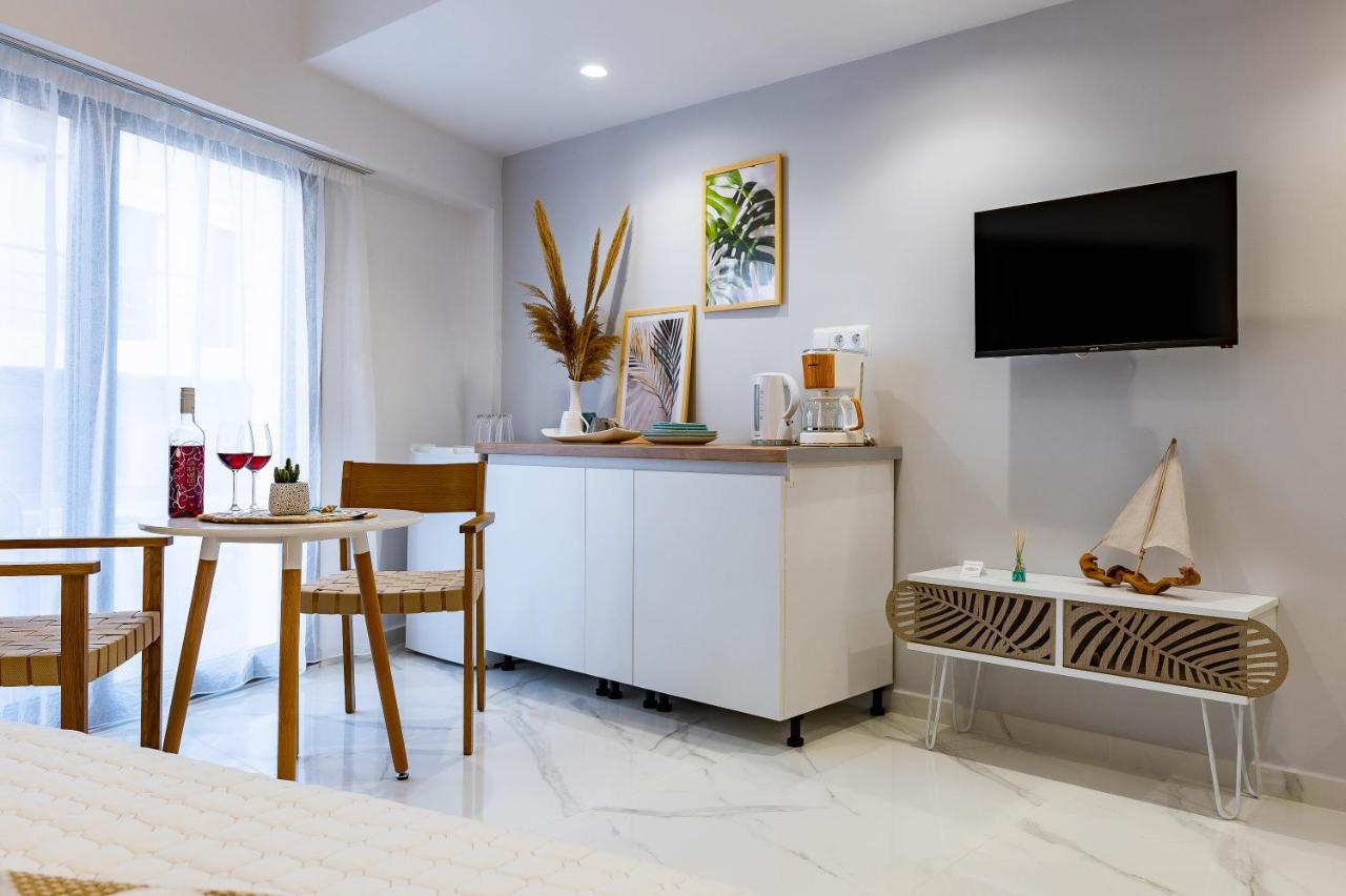 Ammos Suites Ierápetra Exteriör bild